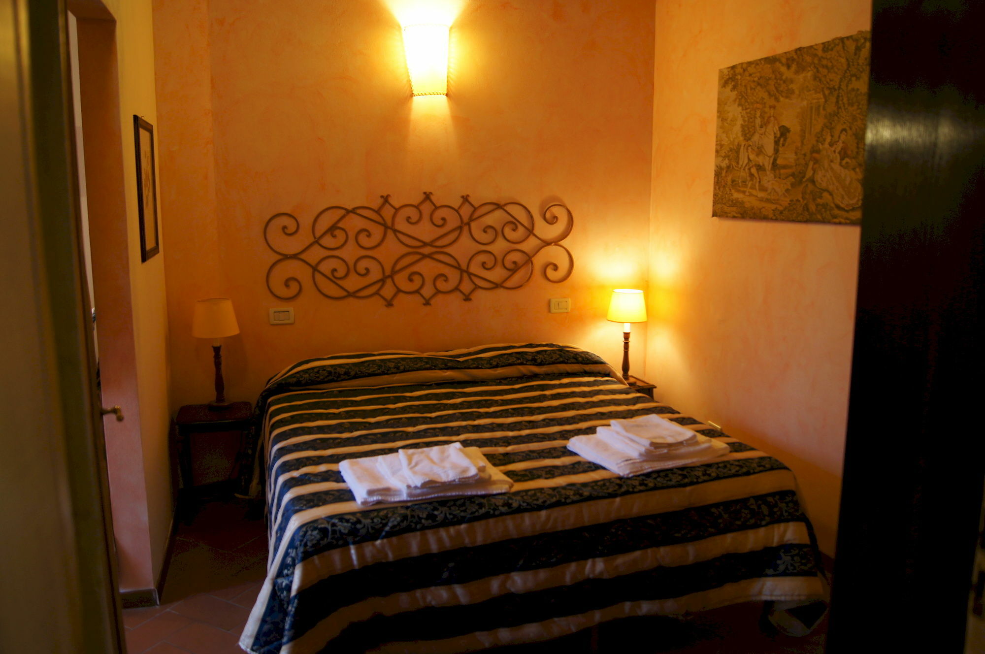 La Tosca Rooms Лука Екстериор снимка